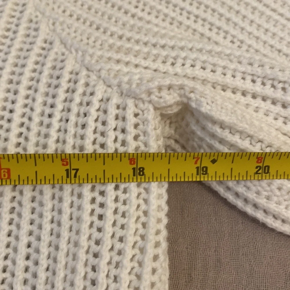 Joie White Cream Knit Crew Neck Sweater. Size S